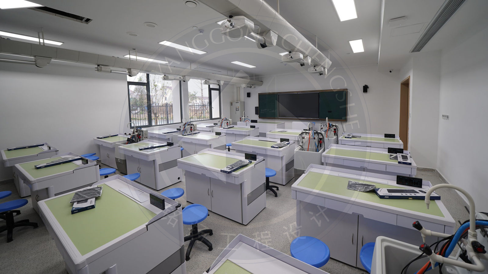 實(shí)驗(yàn)室_副本.jpg